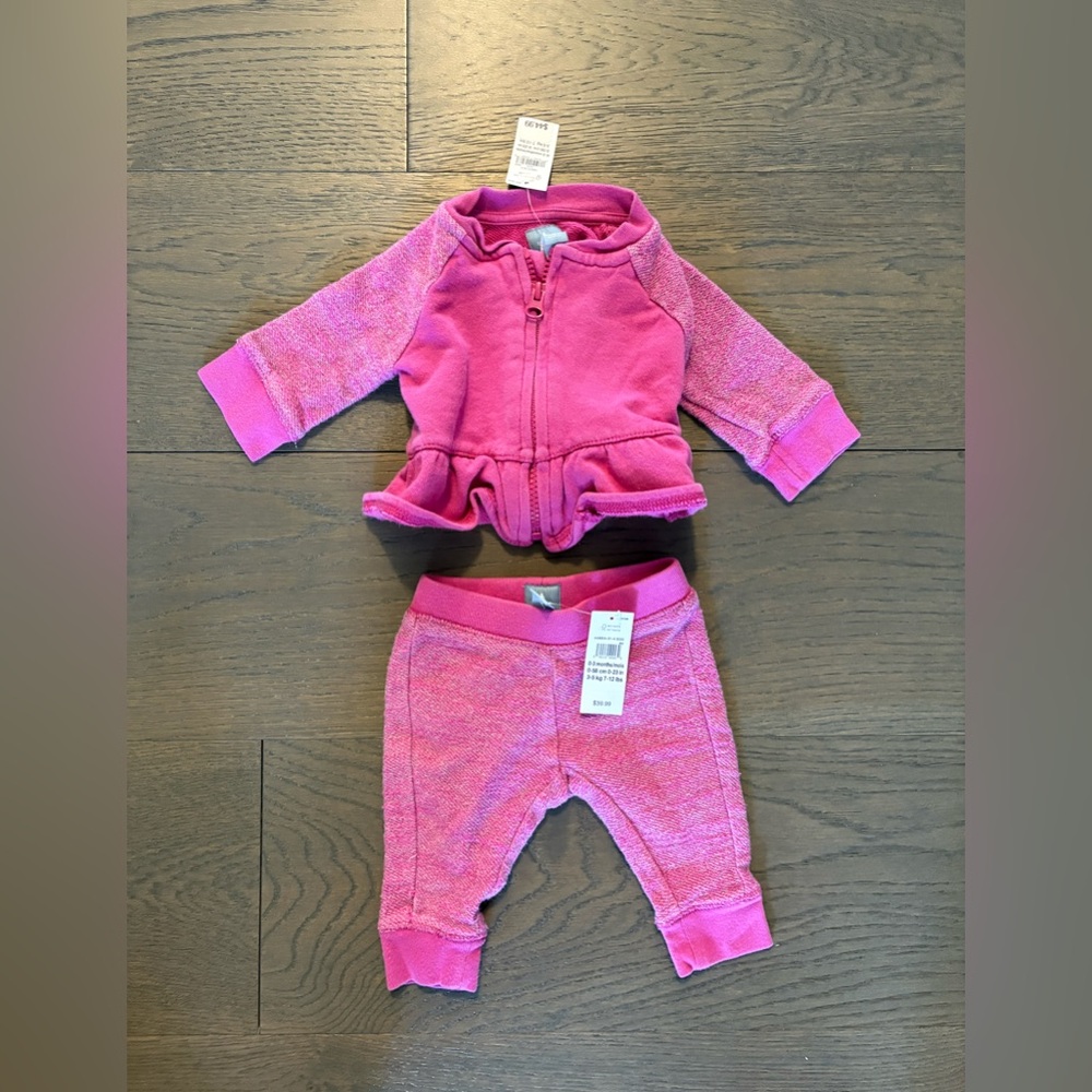 Baby gap pink baby girl track suit 0-3M NWT retail $90 w tx